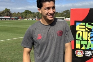 马卡:19岁马扎在勒沃库森表现出色,已经接近成为首发 马卡:19岁马扎在勒沃库森表现出色,已经接近成为首发